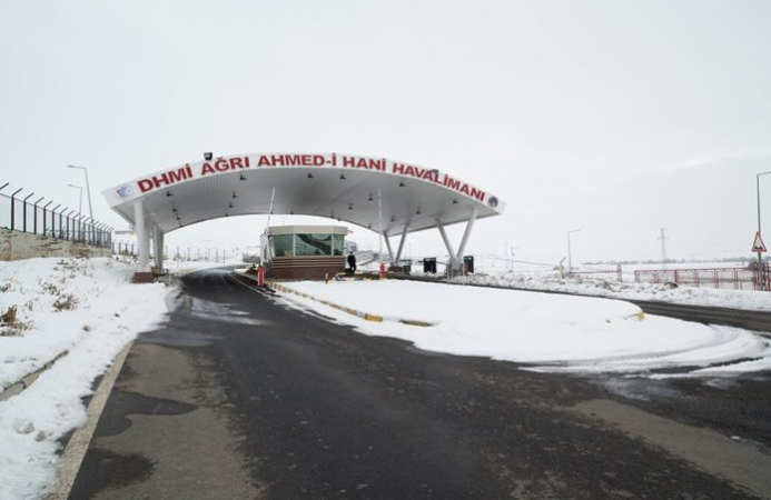 Ağrı havalimanı asfalt yenileme Çalışmaları tamamlandı