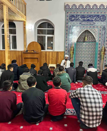 Taşlıçay Ahlak Sohbeti: Öğrencilerle Anlamlı Buluşma