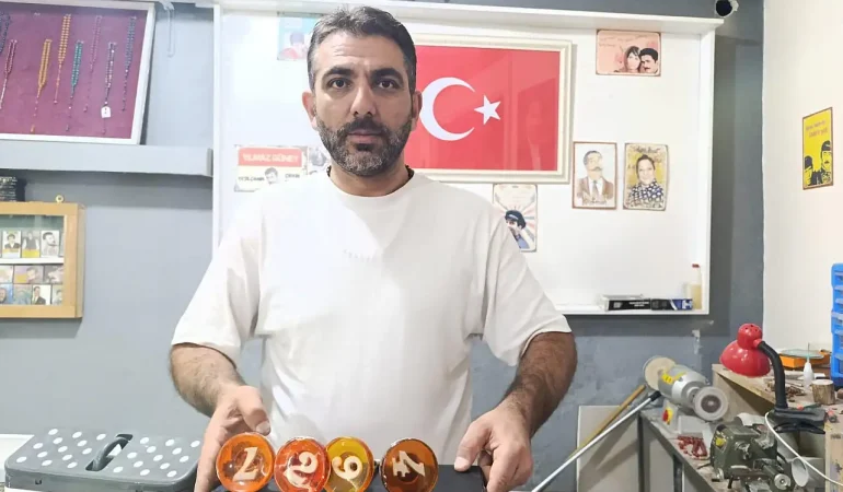 Ağrıda kapı kolları ile tesbih sanatı yeniden hayat buluyor