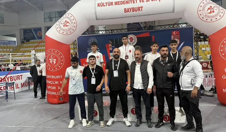 Berşan oğur türkiye Şampiyonu boks başarısı