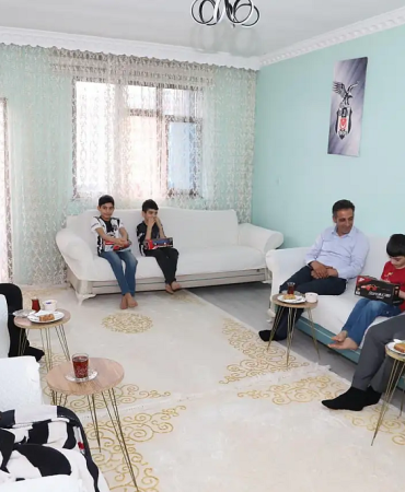 Doğubayazıt kaymakamı Şehit ailelerine destek ziyareti