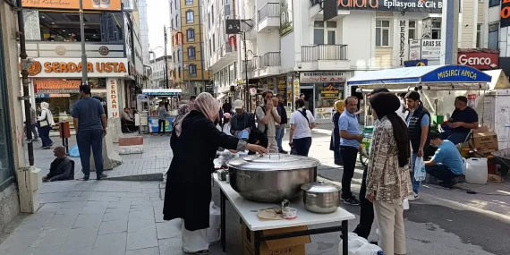 Umut Kermesi ile Kerem Özcana Destek Olun