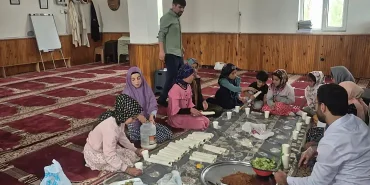 Yaz kuran kursu etkinliği Çiğ köfte ve eğlence