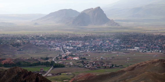 Doğubayazıt Temmuz Yağmuru: Hava Değişimi Şaşırttı