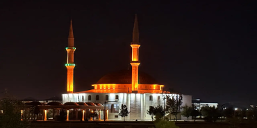 Ağrı İbrahim Çeçen Üniversitesi camisi gece işıkları - diyadin haber Ağrı İbrahim Çeçen Üniversitesi camisi gece işıkları