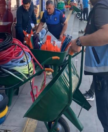 Cumhuriyet caddesi düzenlemesi ile kaldırımlar daha güvenli