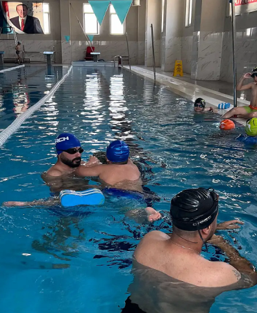 Doğubayazıt yüzme havuzu yaz spor okullarına ev sahipliği