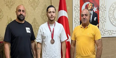 Ferhat İncekaya boks ile büyük bir başarı elde etti