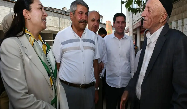 Patnos ziyareti ruken Şahin kilercinin esnaf buluşması