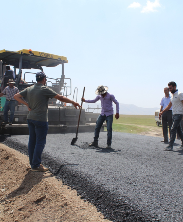 Diyadin köy yolları asfaltlama Çalışmaları İncelendi