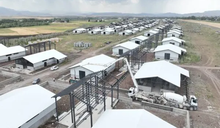 Ağrı hayvancılık tesisi modern dönüşümü hızlanıyor