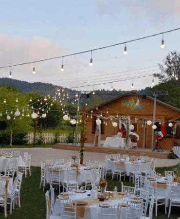 Ağrı açık hava düğünleri: yaz sezonundaki trendler