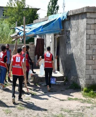 Doğubayazıt kızılay, İhtiyaç sahiplerine deterjan desteği
