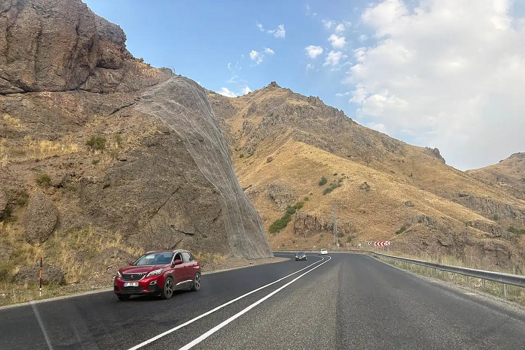 Ağrı-Erzurum Yol Güvenliği İçin Yeni Tedbirler Alındı