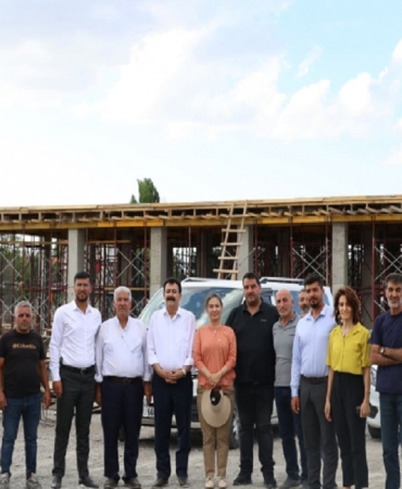 Ağrı kent meydanı projesi hızla tamamlanıyor