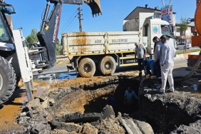 Ağrı Su Arızası Yeni Van Caddesinde Hızlı Müdahale