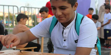 Geleneksel oyunlar tırı ağrıda Çocuklara eğlence