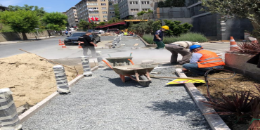 Leylekpınar Mahallesi Kaldırım Onarım Çalışmaları Başladı