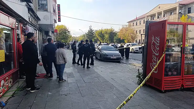 Ağrıda silahlı kavga adliye önünde çatışma ve yaralanmalar - diyadin haber Ağrıda silahlı kavga adliye önünde çatışma ve yaralanmalar